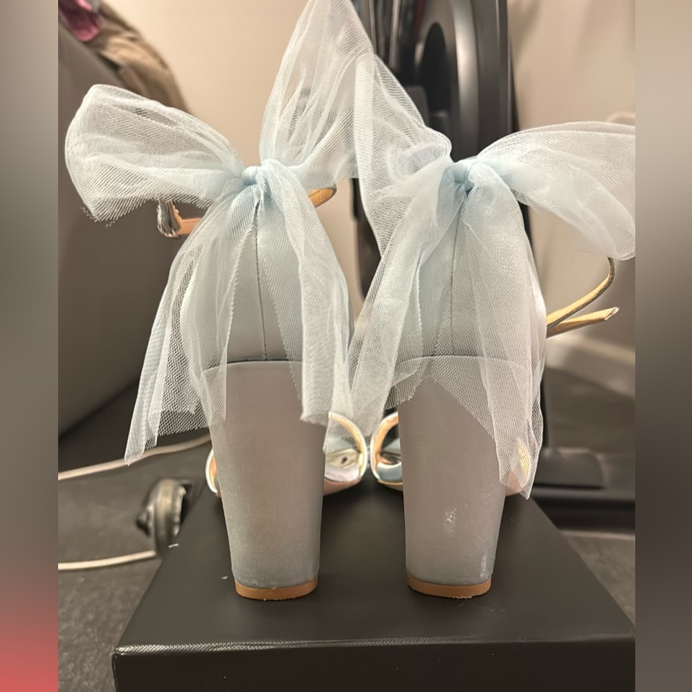 Badgley Mischka Kim Heels - Picture 2 of 4